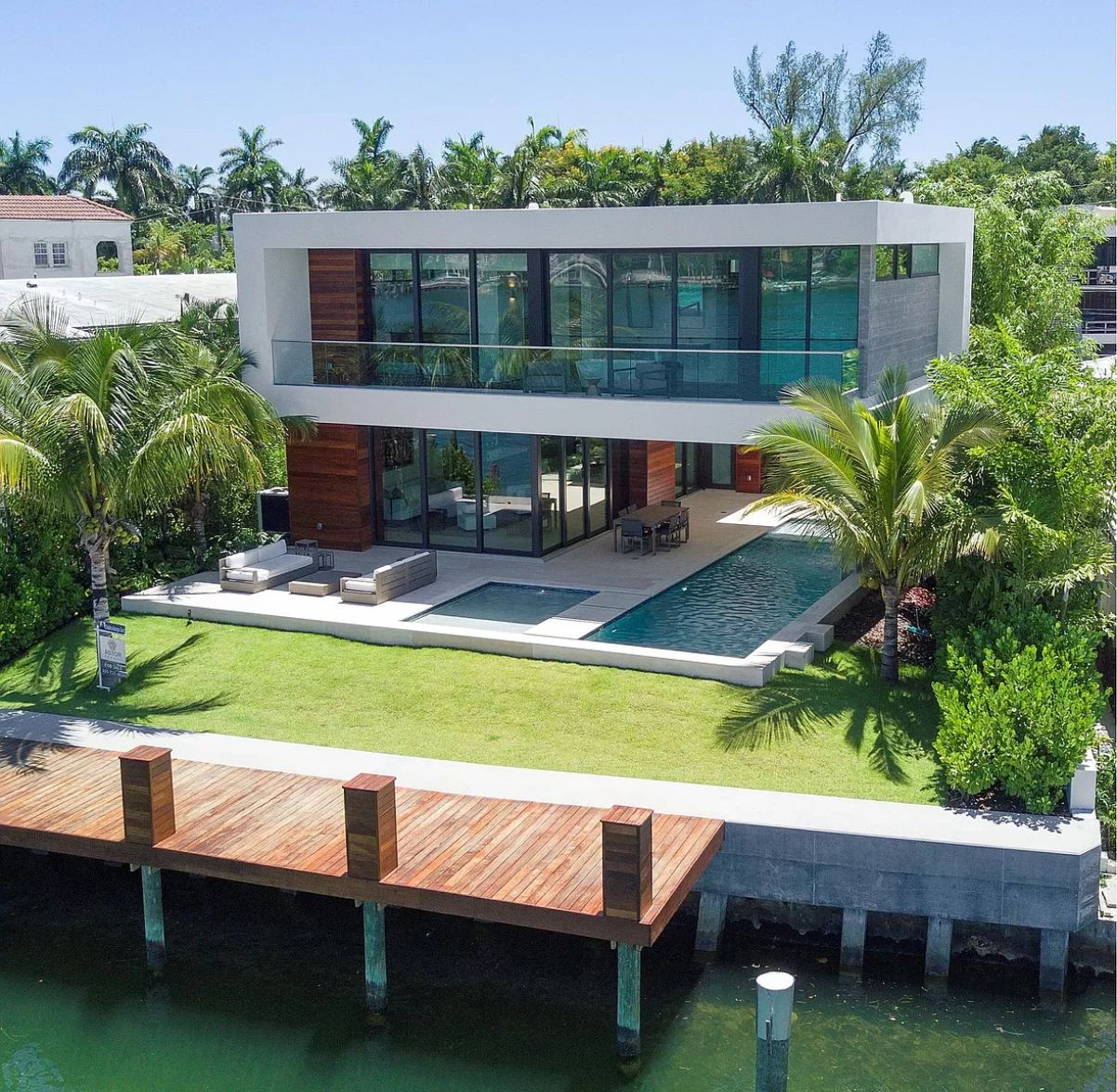 Michelle Halfon Luxury Properties Relationship built on trust michelle-halfon-Relationship-built